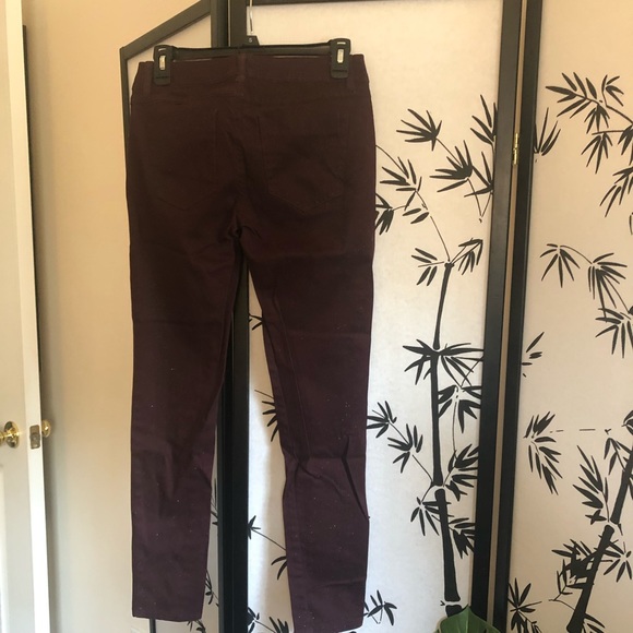 Sparkly Burgundy Jeans - Picture 4 of 8
